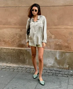 MUST - Ballerina - Grøn lak læder