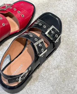 NEXT - Sandal - Sort Lak