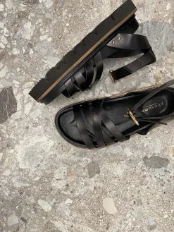 NIKKIE - Dame Sandal - Sort