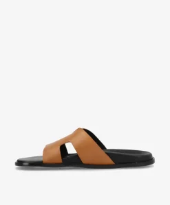 RAE - Cognac læder - Flade sandaler Dame